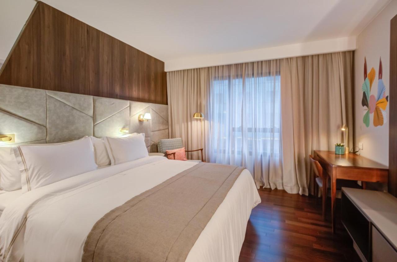 Superior Queen Room,1469058509:JPEG