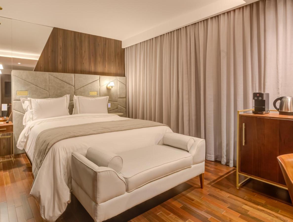 Junior Suite,1470047981:JPEG